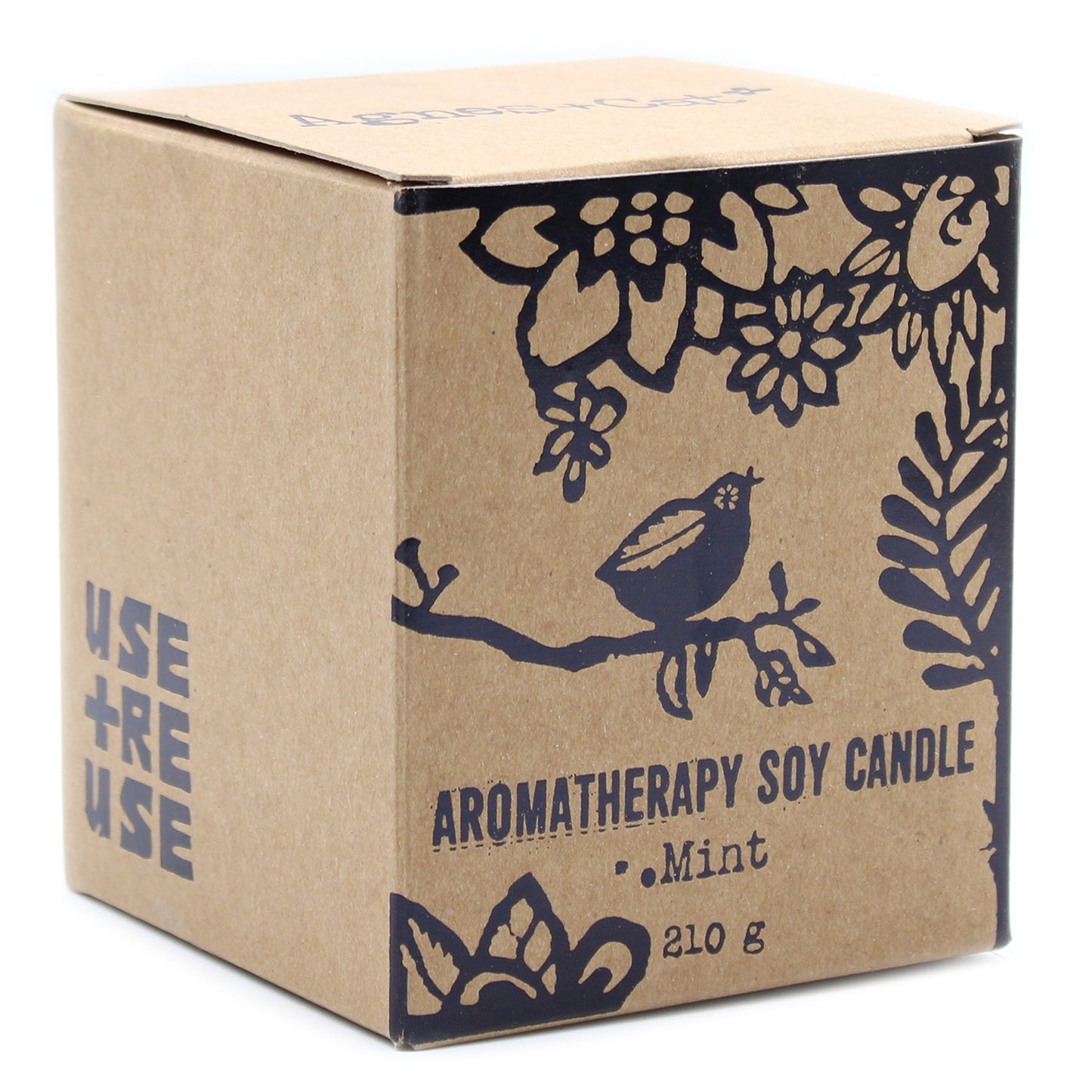 Agnes and Cat Aromatherapy Candle with Mint Essential Oil
